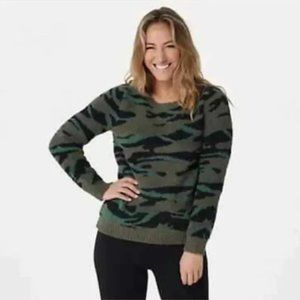 Barefoot Dreams Camoflage CozyChic Seaside Crew-Neck Pullover